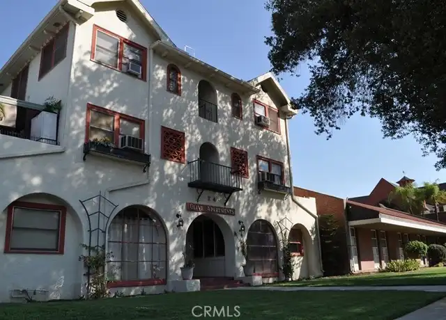 Property at 24 W Olive Ave, Redlands, CA, 92373, 1 bed, 1 bath, [object Object]