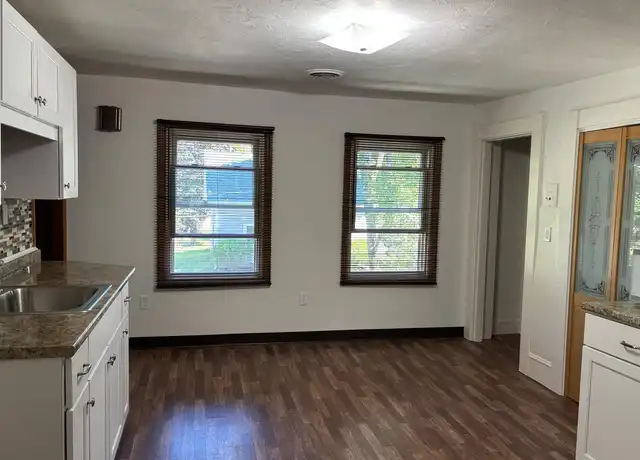 Property at 37 Chestnut St Unit 2, Danvers, MA, 01923, 1 bed, 1 bath, [object Object]