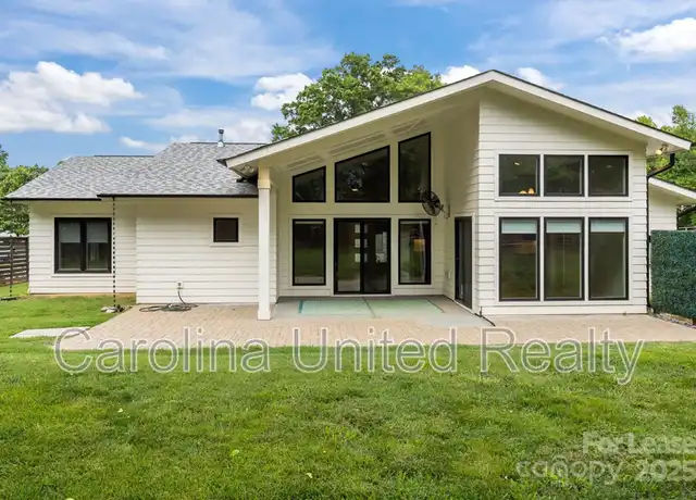 Property at 1207 Lakedell Dr, Charlotte, NC, 28215, 3 beds, 2 baths, [object Object]