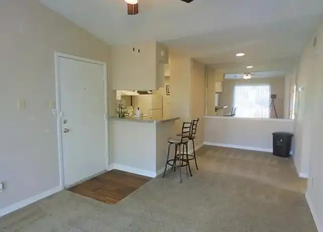 Property at 12099 Luna Rd, Dallas, TX, 75234, 1 bed, 1 bath, [object Object]