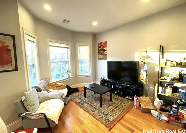 Property at 8 Islington St Unit 8, Allston, MA, 02134, 4 beds, 2 baths, [object Object]