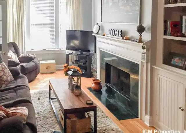 Property at 3846 N Southport Ave, Chicago, IL, 60613, 2 beds, 1 bath, [object Object]