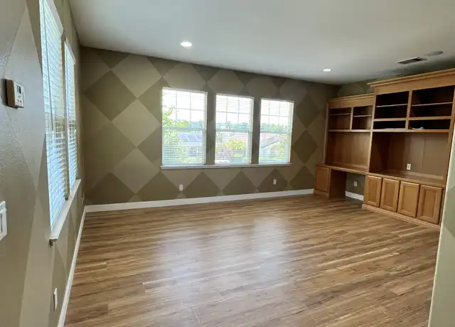 Property at 8520 Kern Ave Unit 2, Gilroy, CA, 95020, 0 beds, 1 bath, [object Object]