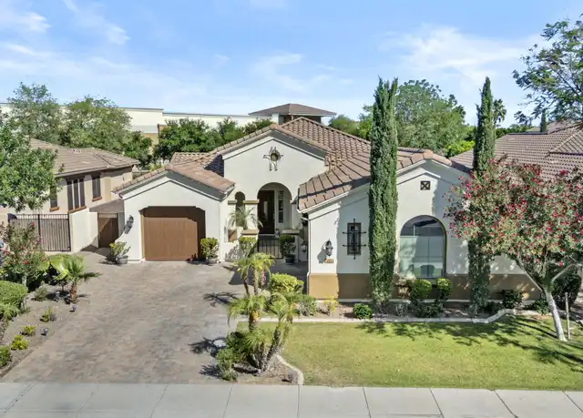 Property at 211 W New Dawn Dr, Chandler, AZ, 85248, 3 beds, 2.5 baths, [object Object]
