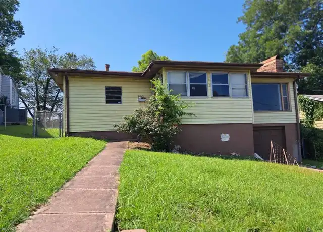 Property at 809 60th St, Fairfield, AL, 35064, 3 beds, 2 baths, [object Object]