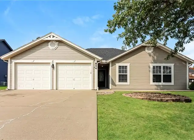 Property at 844 SW Country Hill Dr, Grain Valley, MO, 64029, 3 beds, 2 baths, [object Object]