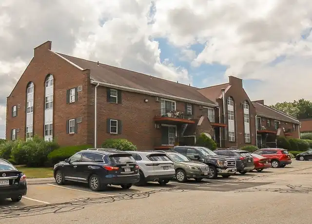 Property at 10 Williamsburg Ct #21, Shrewsbury, MA, 01545, 1 bed, 1 bath, [object Object]