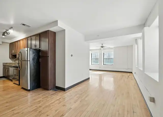 Property at 937 Windsor St Unit 302, Cincinnati, OH, 45206, 1 bed, 1 bath, [object Object]