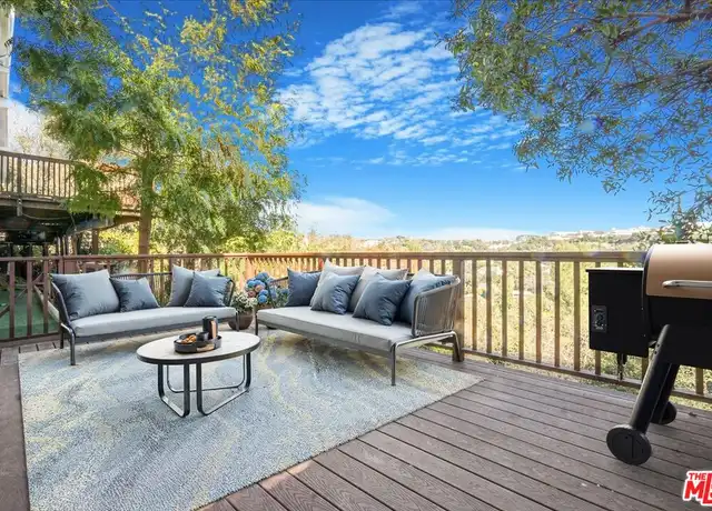 Property at 962 N Tigertail Rd, Los Angeles, CA, 90049, 1 bed, 1 bath, [object Object]