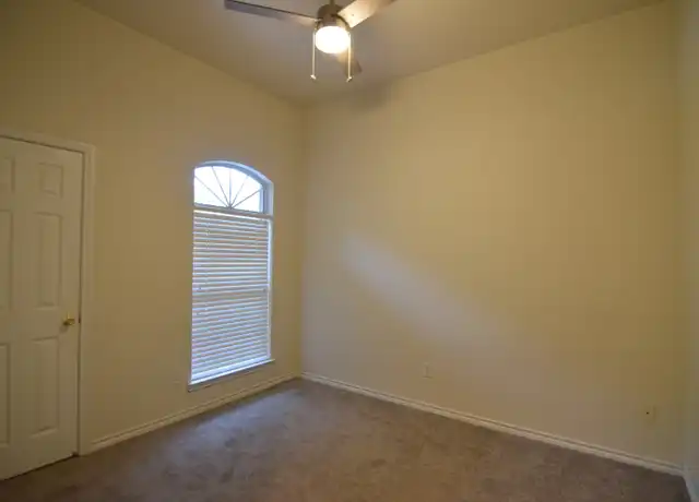 Property at 336 Canoe Dr, Harker Heights, TX, 76548, 4 beds, 2 baths, [object Object]