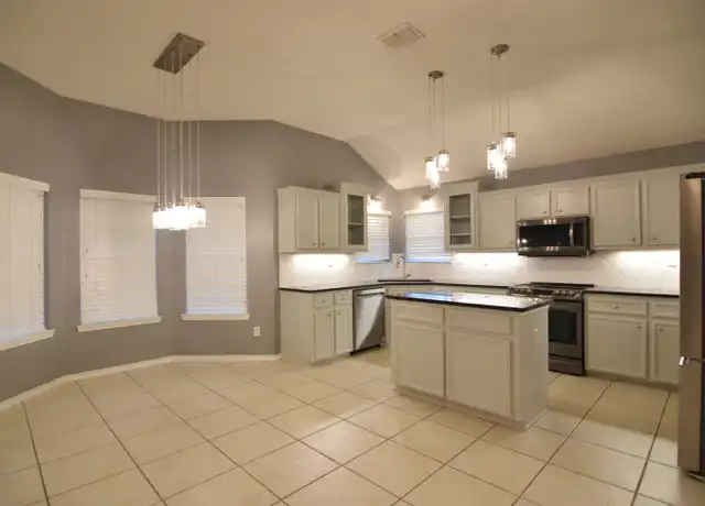 Property at 336 Canoe Dr, Harker Heights, TX, 76548, 4 beds, 2 baths, [object Object]