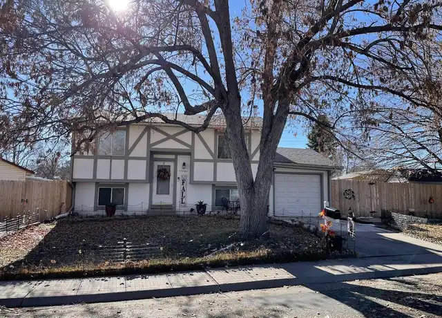 Property at 15840 E Utah Pl, Aurora, CO, 80017, 3 beds, 2 baths, [object Object]