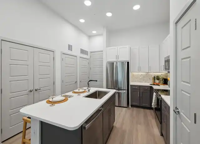 Property at Alta Sunset Heights - 1617 Enid St, Houston, TX, 77009, 1-2 bed, 1-2 bath, [object Object]
