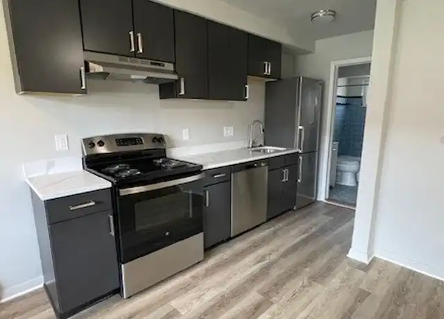 Property at 3830 Devon Rd Unit 3830-06, Royal Oak, MI, 48073, 1 bed, 1 bath, [object Object]