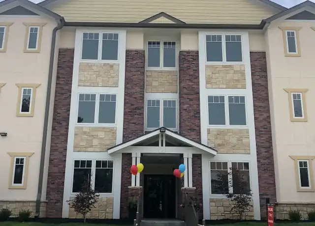 Property at 5026 Grand Ave Unit 12, Kansas City, MO, 64112, 3 beds, 2.5 baths, [object Object]