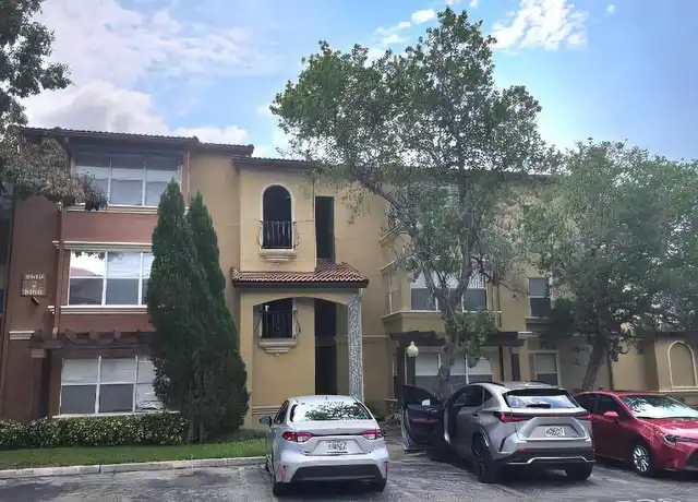 Property at 5156 Conroy Rd, Orlando, FL, 32811, 2 beds, 2 baths, [object Object]