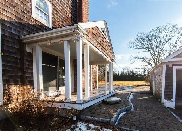 Property at 204 Middle Rd, Portsmouth, RI, 02871, 3 beds, 1.5 baths, [object Object]