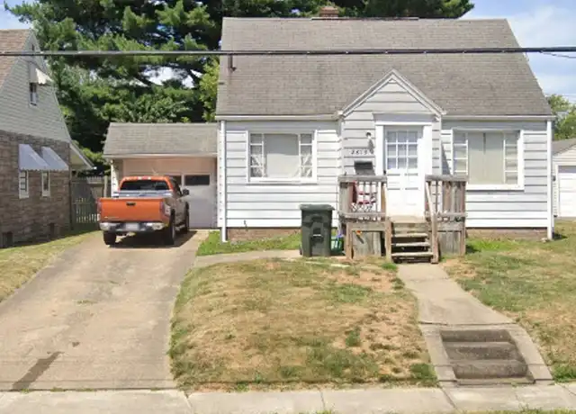 Property at 2813 Baldwin Ave NE, Canton, OH, 44705, 2 beds, 1 bath, [object Object]