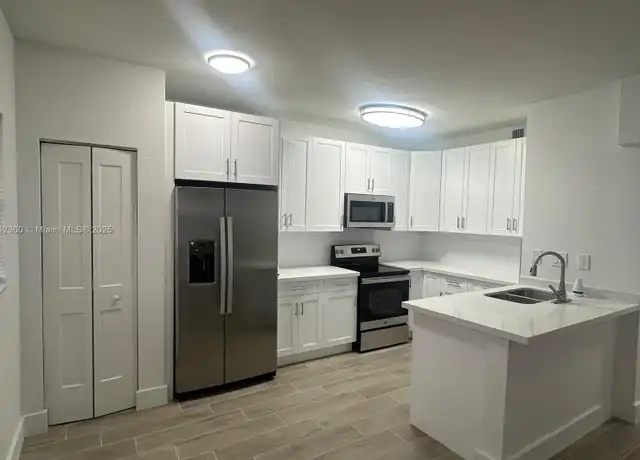 Property at 15689 SW 73rd Circle Ter Unit 2-5, Miami, FL, 33193, 2 beds, 2 baths, [object Object]