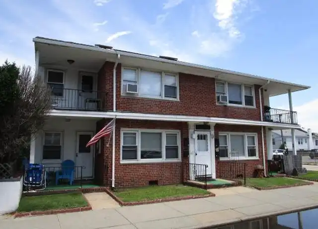 Property at 725 E Broadway Unit 2 Lower, Long Beach, NY, 11561, 1 bed, 1 bath, [object Object]