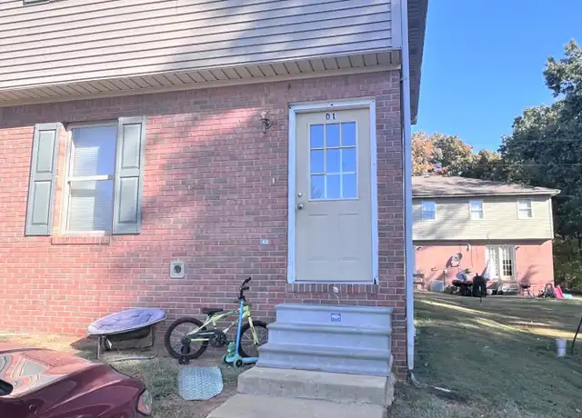 Property at 154 W Peach St Unit D1, Martin, TN, 38237, 3 beds, 2 baths, [object Object]