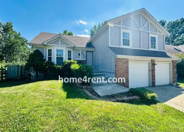 Property at 2007 E 144th St, Olathe, KS, 66062, 3 beds, 2 baths, [object Object]