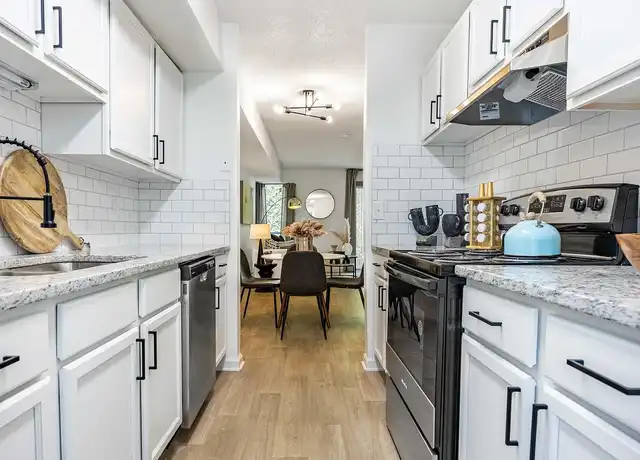 Property at Park Place - 2 Hiltin Pl, Greensboro, NC, 27409, 2 beds, 1.5 baths, [object Object]