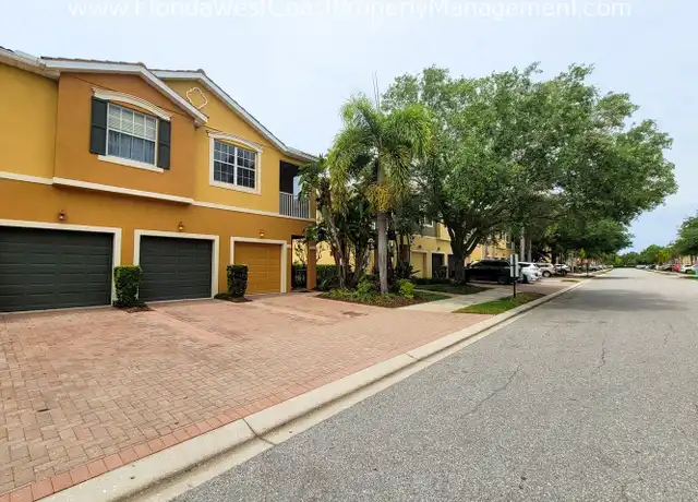 Property at 8027 Limestone Ln, Sarasota, FL, 34233, 3 beds, 2 baths, [object Object]