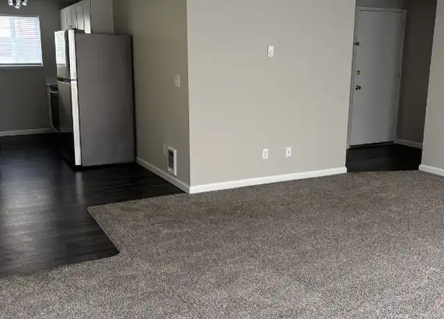 Property at 1618 Kent Des Moines Rd Unit B, Seattle, WA, 98198, 2 beds, 1 bath, [object Object]