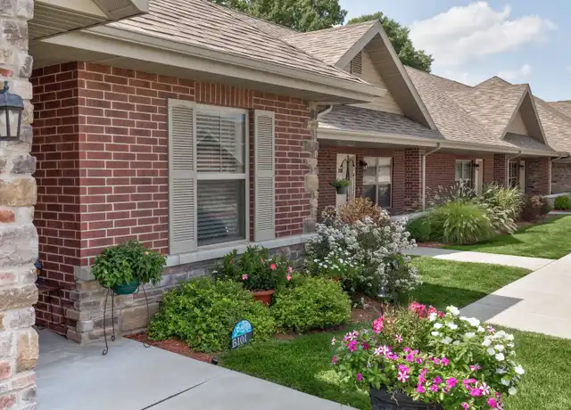 Property at Ingram Mill Villas 55+ - 1225 S Ingram Mill Rd, Springfield, MO, 65804, 1-2 bed, 1-2 bath, [object Object]