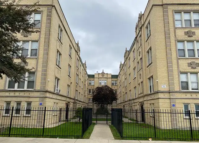 Property at Emerald Apartments - 3440 W Franklin Blvd, Chicago, IL, 60624, 1 bed, 1 bath, [object Object]