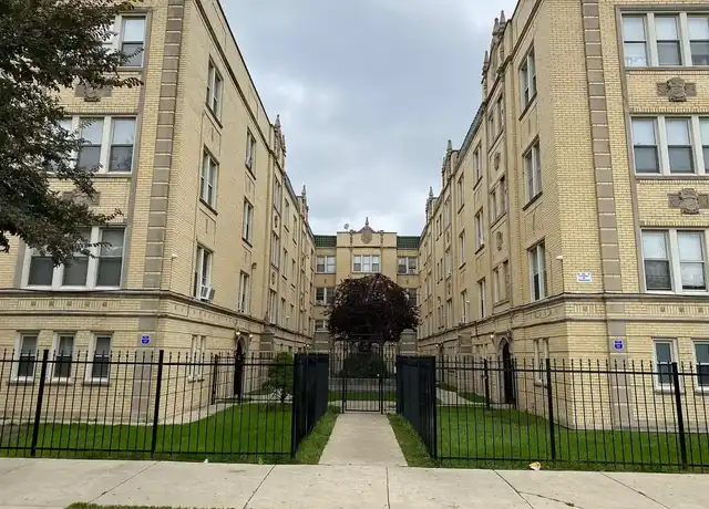 Property at Emerald Apartments - 3440 W Franklin Blvd, Chicago, IL, 60624, 1 bed, 1 bath, [object Object]