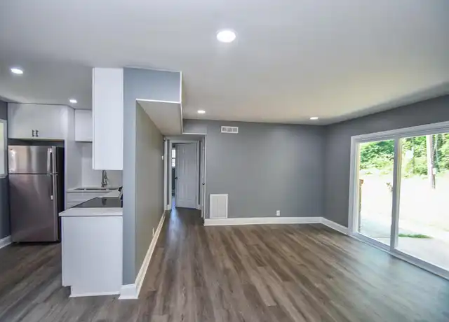 Property at 1482 Waverly Way Unit A4, Monroe, GA, 30656, 2 beds, 1 bath, [object Object]