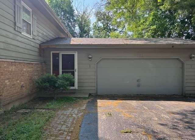 Photo of 721 S Vista Dr, Algonquin, IL 60102