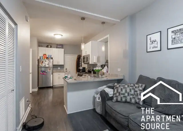 Property at 1300 N Greenview Ave Unit 2, Chicago, IL, 60642, 2 beds, 1 bath, [object Object]