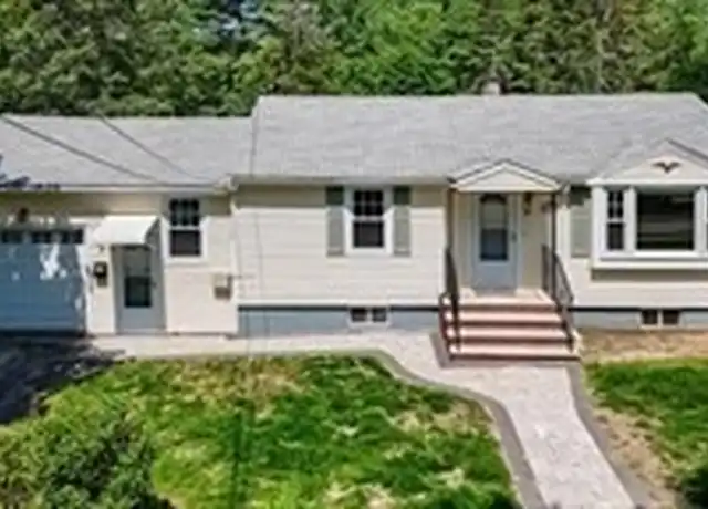 Property at 9 Hinckley Rd, Tewksbury, MA, 01876, 2 beds, 1 bath, [object Object]