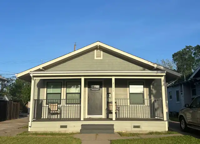 Property at 2111 35th St, Sacramento, CA, 95817, 2 beds, 2 baths, [object Object]