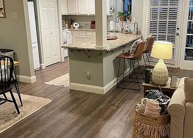 Property at 16301 Ledgemont Ln Unit 22299, Addison, TX, 75001, 1 bed, 1 bath, [object Object]