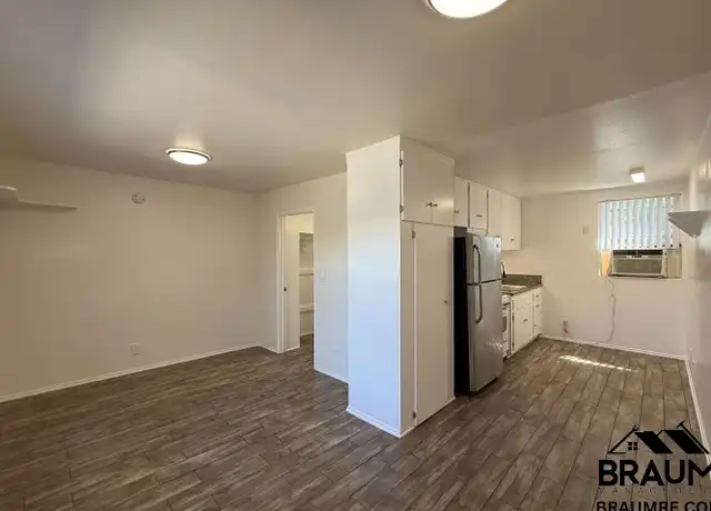 Property at 15634 Leadwell St Unit 8, Van Nuys, CA, 91406, 0 beds, 1 bath, [object Object]