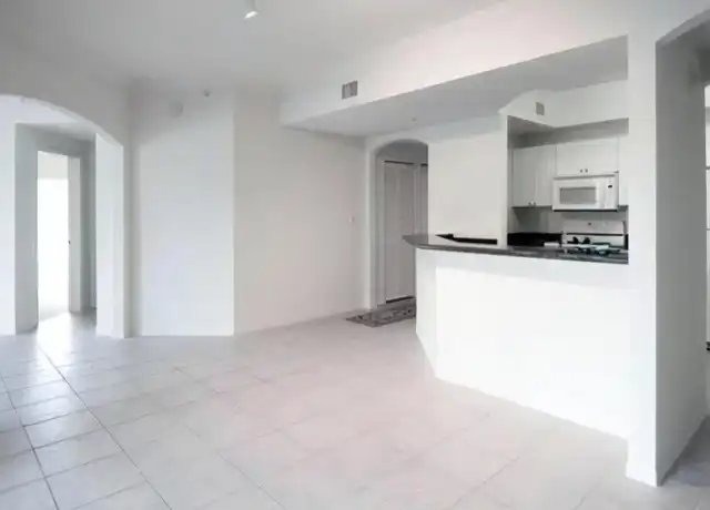 Property at 2301 Wellington Green Dr, Wellington, FL, 33414, 4 beds, 2 baths, [object Object]