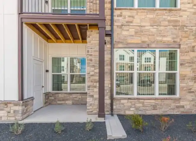 Property at 8407 E Parmer Ln Unit 3018, Manor, TX, 78653, 3 beds, 2 baths, [object Object]