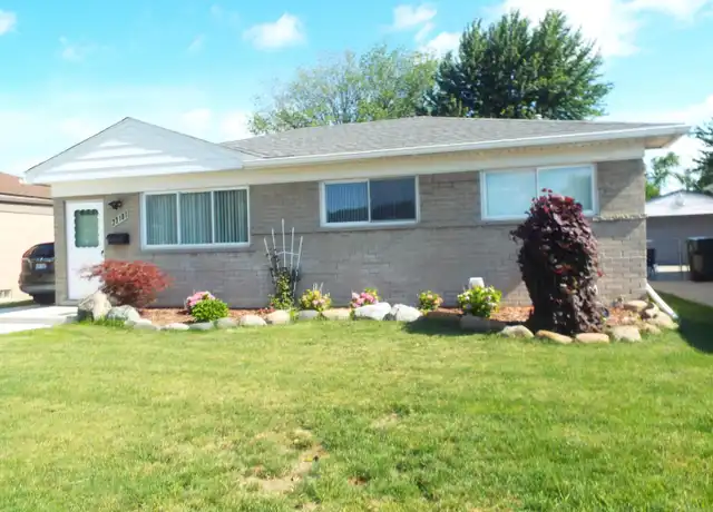 Property at 22101 Violet St, Saint Clair Shores, MI, 48082, 3 beds, 1 bath, [object Object]