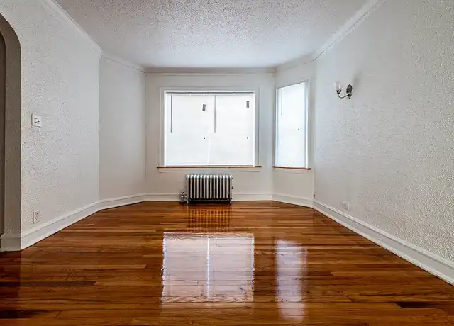Property at 7800 S Essex Ave, Chicago, IL, 60649, 1-2 bed, 1 bath, [object Object]