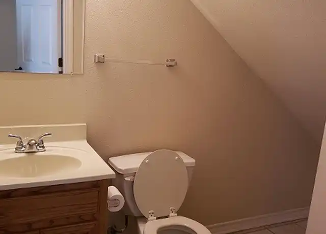 Property at 107 Chicago Ave, Nederland, TX, 77627, 2 beds, 1.5 baths, [object Object]