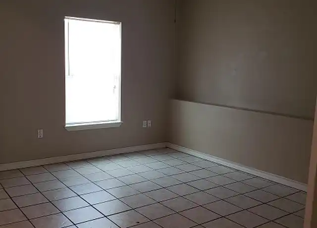 Property at 107 Chicago Ave, Nederland, TX, 77627, 2 beds, 1.5 baths, [object Object]