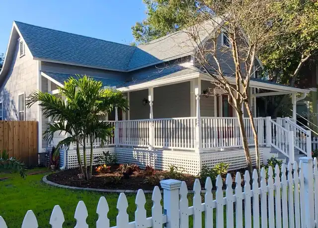 Property at 812 6th St N, Saint Petersburg, FL, 33701, 2 beds, 2 baths, [object Object]