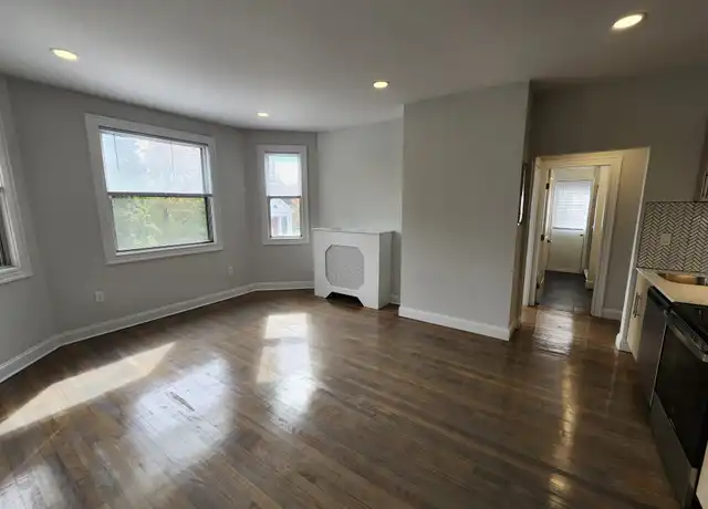 Property at 457 Centre St Unit 302, Newton, MA, 02458, 2 beds, 1 bath, [object Object]
