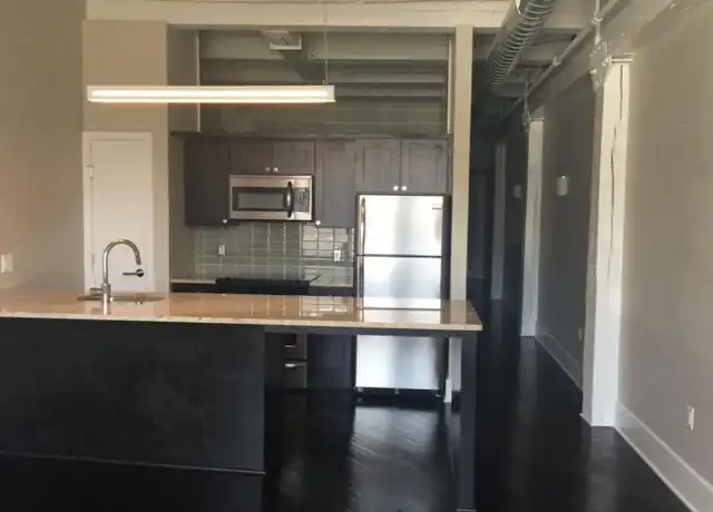 Property at 304 S Salina St Unit 2C, Syracuse, NY, 13202, 2 beds, 1 bath, [object Object]