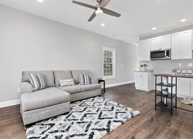 Property at 408 Market Ave, Waynesboro, VA, 22980, 3 beds, 3.5 baths, [object Object]