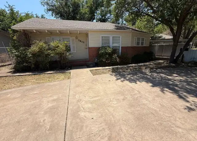 Property at 2805 27th St, Lubbock, TX, 79410, 3 beds, 2 baths, [object Object]